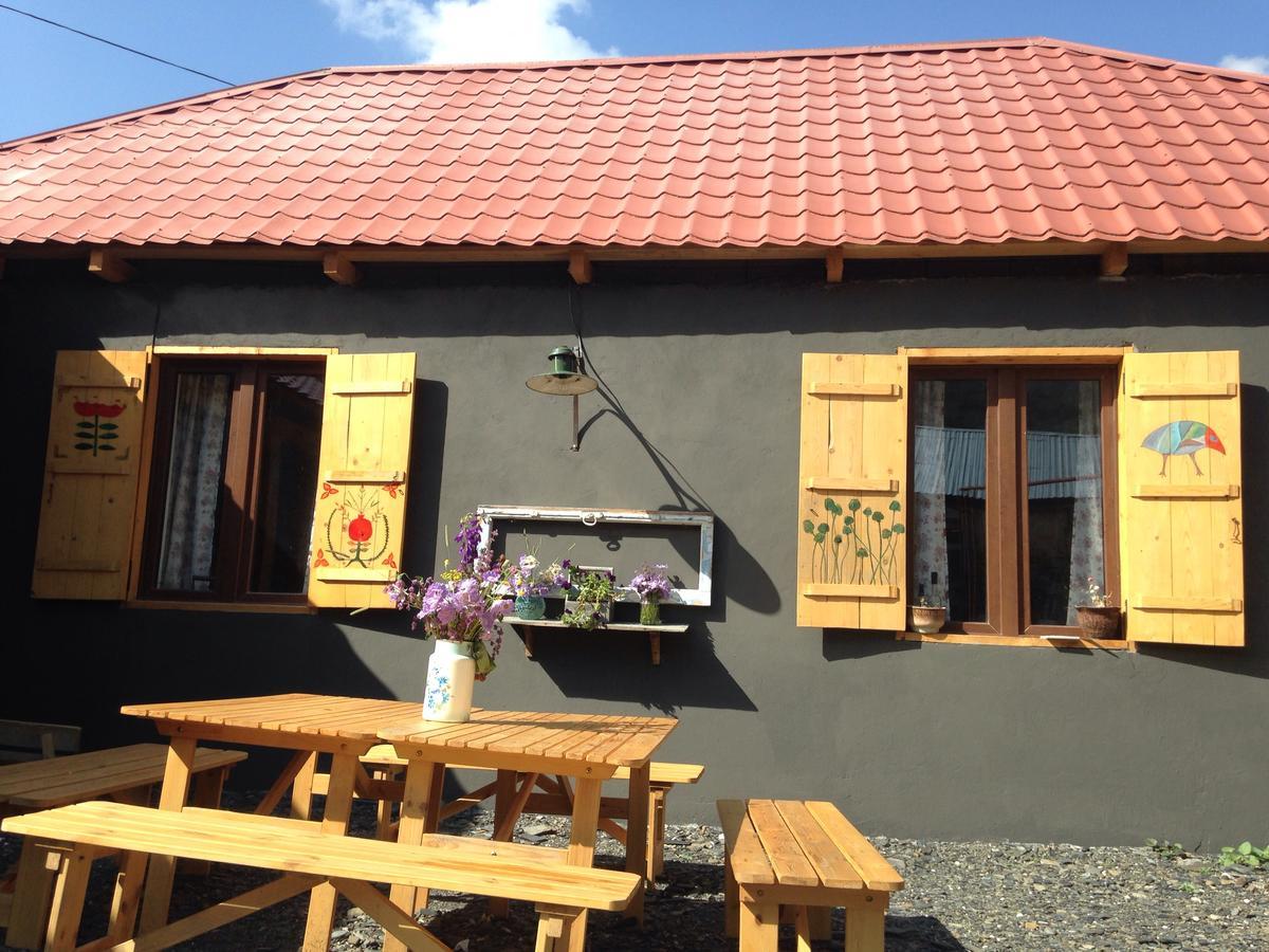 Hotel Sno House In Kazbeg Exterior foto